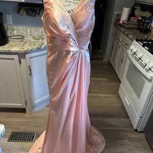 Elegant Pink Satin Evening Gown